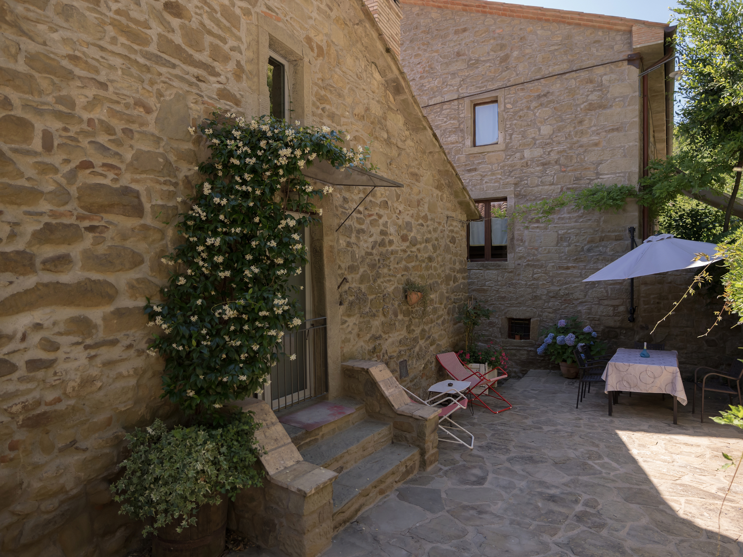 Casale tenuta la scure cortona